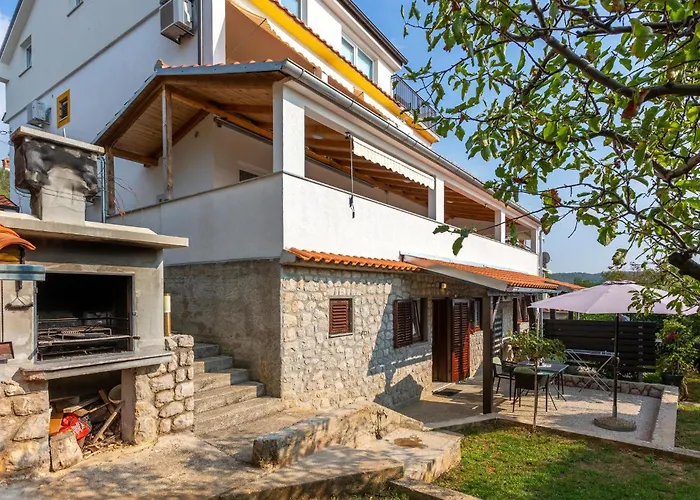 Nice Apartment In Omisalj With Wifi